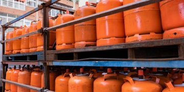 El precio de la bombona de butano sube un 4,96% este martes y alcanza su máximo en cuatro años hasta los 18,84 euros
