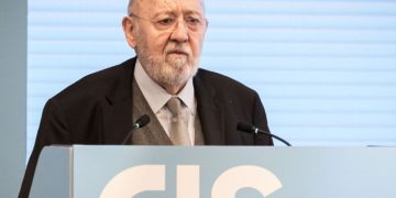 El CIS de Tezanos suprime del Barómetro la valoración sobre la gestión del Gobierno en la crisis migratoria