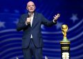 Infantino visitará España mientras sigue la disputa por la final del Mundial 2030