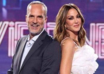 Telecinco reduce la duración de ‘De Viernes’ y confirma su nuevo horario en el ‘prime time’ tras la llegada de ‘First Dates’