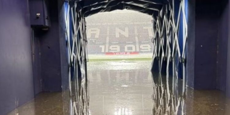 La suspensión del Levante-Athletic llega tras la tormenta: el partido estuvo en el aire hasta minutos antes del inicio
