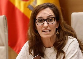 Mónica García asegura que el Hospital de Ceuta no está colapsado