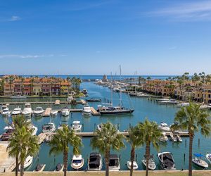 Puerto Sotogrande refuerza su conexión con la economía azul