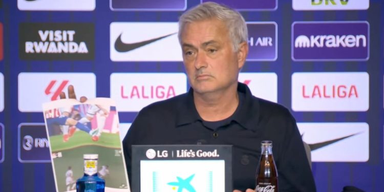 José Mourinho critica la actuación arbitral tras el derbi y señala al Comité por la elección de Ortiz Arias
