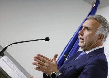 Torres critica a PP y Vox por obstaculizar crisis en Ceuta