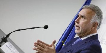 Torres critica a PP y Vox por obstaculizar crisis en Ceuta