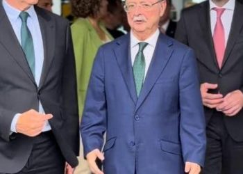 Feijóo y Weber visitan Ceuta por la crisis fronteriza