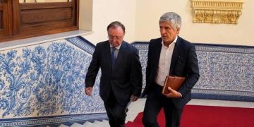Marlaska reconoce «preocupación» ante el riesgo de una nueva entrada en Ceuta el 23-S y refuerza el vallado con la Policía