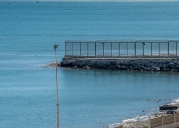 Interior inicia los trámites para alargar el espigón del Tarajal