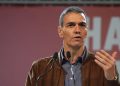 Pedro Sánchez recibe abucheos en Noblejas durante una visita marcada por la tensión por la crisis migratoria