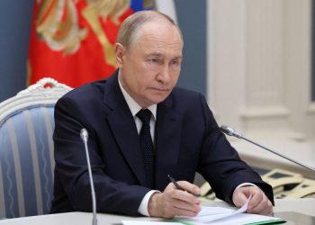 Putin niega preparativos de guerra contra Europa mientras Ucrania lanza drones sobre Rusia