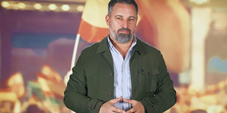 Abascal participa en marcha en apoyo a Ceuta