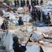 Desmantelan asentamientos de inmigrantes en la playa de Benítez en Ceuta