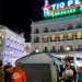 Cientos de personas acampan en la Puerta del Sol en protesta por la crisis de la vivienda