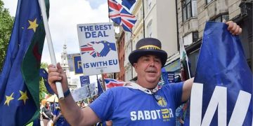Diez años después del Brexit, el Reino Unido contempla volver a la Unión Europea