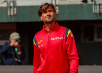 España confirma su solidez sin Carlos Alcaraz y sellar su clasificación para la fase final de la Copa Davis tras vencer a Chile