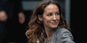 Telma Ortiz reafirma el orgullo por sus sobrinas, la Princesa Leonor y la Infanta Sofía, tras asistir a un homenaje a Joaquín Cortés