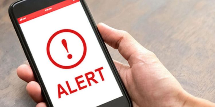 La alerta roja por lluvias en Extremadura provoca evacuaciones y cortes de tráfico en varias carreteras