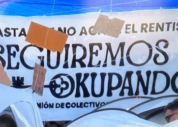 La acampada de la Puerta del Sol instala un puesto para instruir sobre la okupación de viviendas