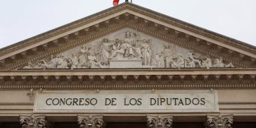 Casi el 19 % de los diputados del Congreso percibe ingresos por el alquiler de inmuebles