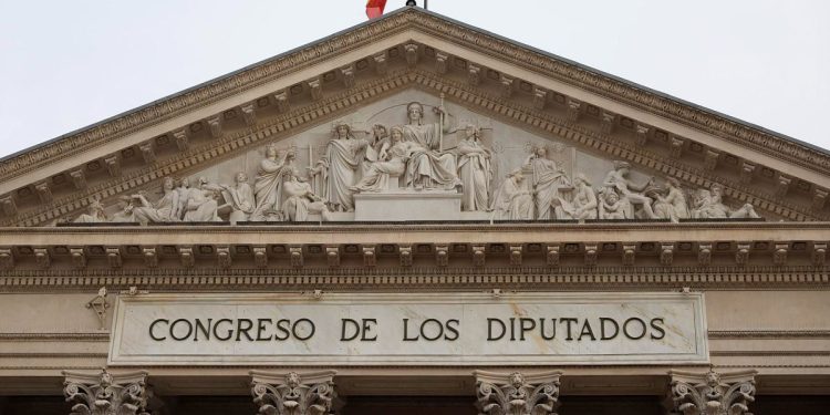 Casi el 19 % de los diputados del Congreso percibe ingresos por el alquiler de inmuebles