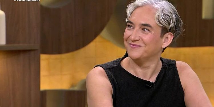 Ada Colau comparte vivienda con un familiar tras dificultades económicas