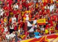 La afición muestra su apoyo a Ceuta en el estadio Ramón Sánchez-Pizjuán durante el partido entre España y Croacia