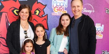 Chad Lowe anuncia la muerte de su hija Fiona a los 13 años