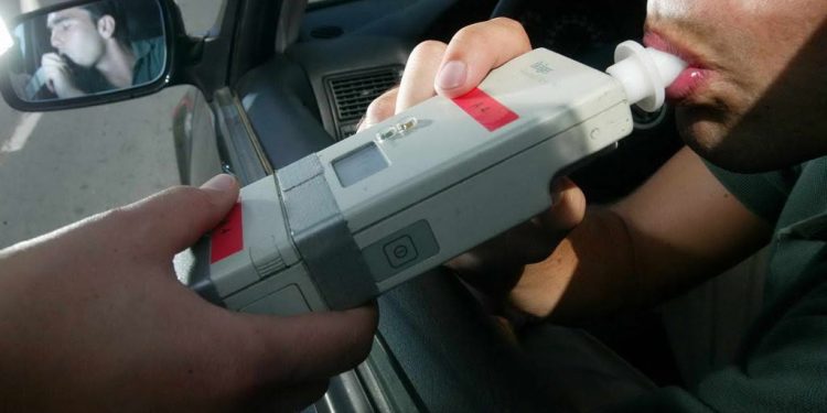 España introduce nuevos límites de alcohol en sangre para conductores
