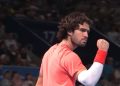Alcaraz vence a Michelsen en Tokio y avanza a la siguiente ronda