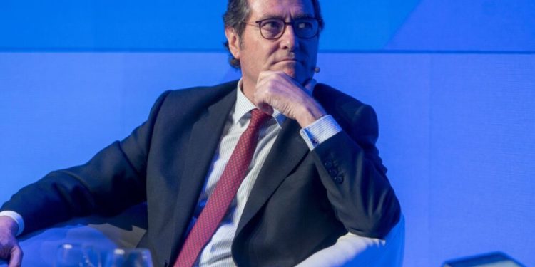 Garamendi exige acción urgente para Ceuta tras su reelección