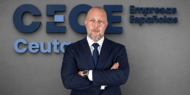 Dimisión del secretario general de CECE agrava incertidumbres tras elecciones de abril