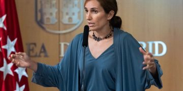Mónica García se postula ante el ‘Frente Amplio’: «Estoy dispuesta a lo que sea necesario para frenar a la ultraderecha»