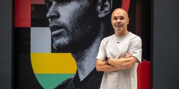 Reabre el antiguo Imax de Barcelona con la exposición Iniesta Experience
