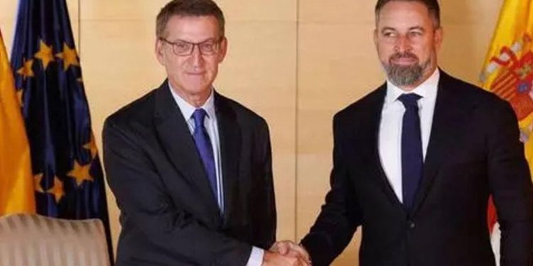 Feijóo y Abascal pactan no atacarse en campaña y centrar su estrategia contra Sánchez