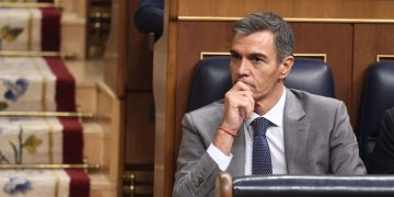 El PSOE sitúa la muerte de la anciana desahuciada en el centro de su ofensiva por la vivienda