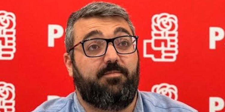 Tensión en el PSOE de Ceuta: el grupo parlamentario se rebela y retira sus propuestas del pleno