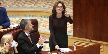 Ayuso frena la ofensiva de la izquierda por el «caso Maricarmen» y avisa ante el 29-N: «Llaman a quemar las calles»