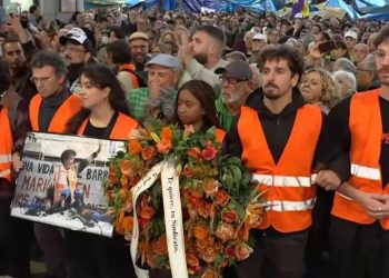 El Sindicato de Inquilinas moviliza a 20.000 personas en Madrid por la muerte de Maricarmen mientras la izquierda acelera sus listas para el 29-N  