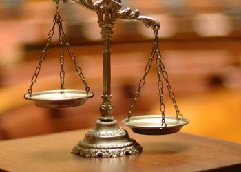 El Tribunal Superior de Justicia de Navarra anula el despido de una directora en baja médica