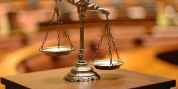 El Tribunal Superior de Justicia de Navarra anula el despido de una directora en baja médica