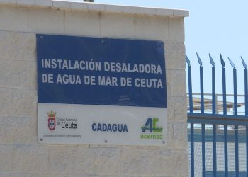 La Ciudad confirma que el agua de la desaladora cumple con los controles sanitarios y descarta riesgos en la red pública