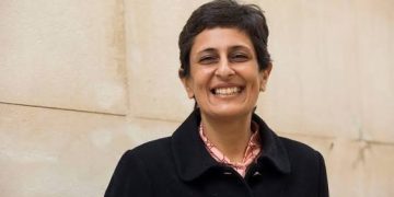 Chandiramani tacha de «demagógicas» las críticas de Vox y defiende los plazos para eximir del pago del IPSI