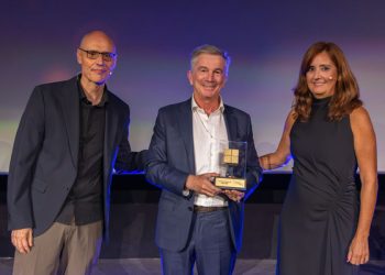 TD SYNNEX recibe tres premios ChannelWatch como Distribuidor del Año 2026