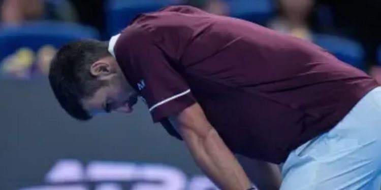 Djokovic cae en su debut en Shanghái ante Hurkacz