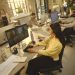 La IA está cambiando la forma de trabajar, sin reducir la carga laboral
