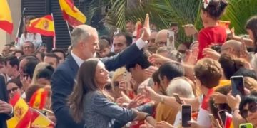 Los Reyes de España visitan Ceuta y son recibidos con entusiasmo