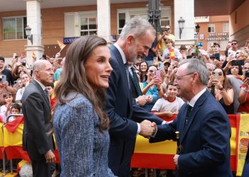 Los Reyes concluyen en Melilla su histórico viaje oficial tras el caluroso recibimiento en Ceuta