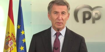 Feijóo exige explicaciones por buques marroquíes en Ceuta