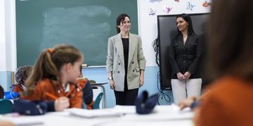 Ayuso critica la huelga educativa en Madrid como una «huelga política»